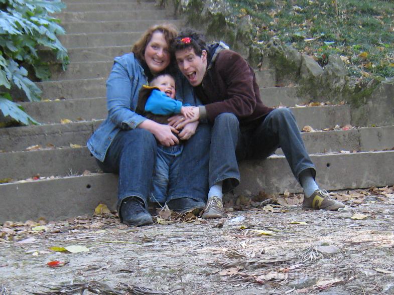 IMG_4500.JPG - Our little family (timer and run picture)